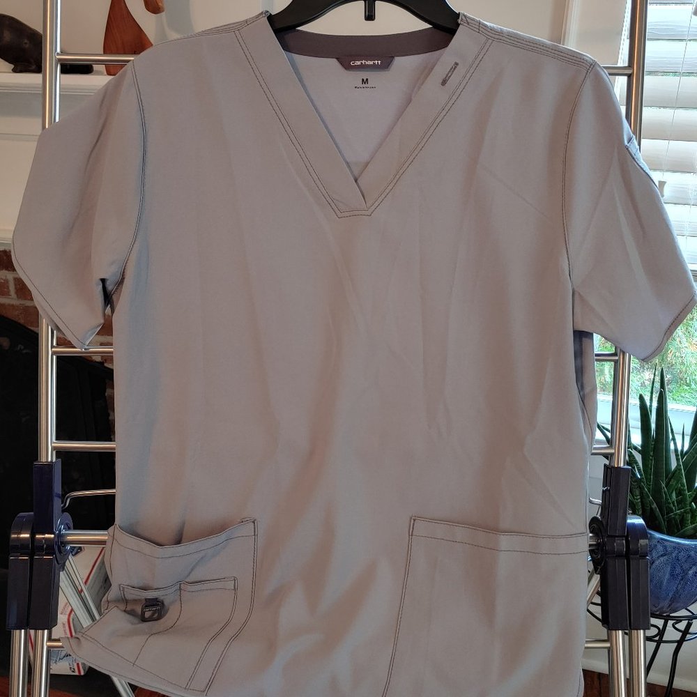 Women's Carhartt ForceFlex Scrub Top. Sz Med.